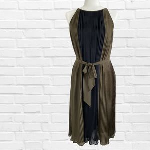Madewell Color Block Olive Green and Black Pleated Sleeveless Tank Dress Size 2